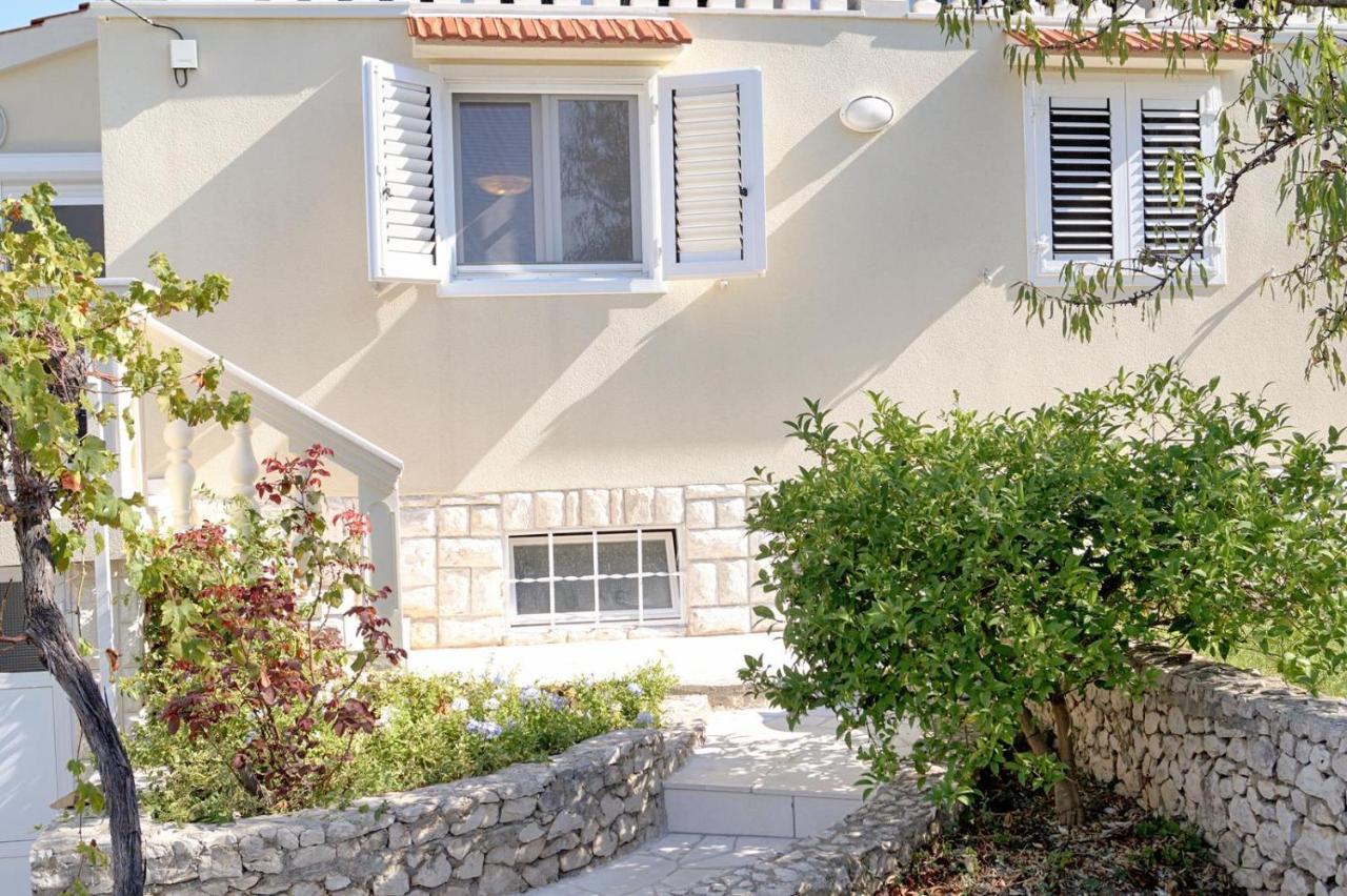 Villa Luger Eg Ražanj Екстериор снимка