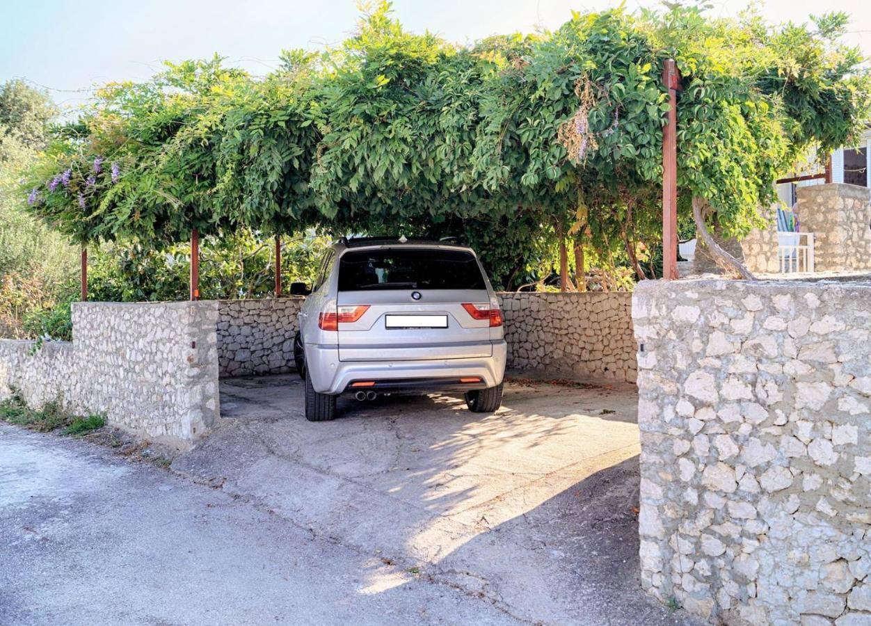 Villa Luger Eg Ražanj Екстериор снимка